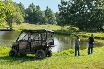 2026 Honda Pioneer 1000 Deluxe