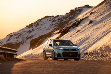 Honda CR-V e:FCEV to Challenge Pikes Peak Hill Climb as First-Ever Hydrogen Powered Race Entry