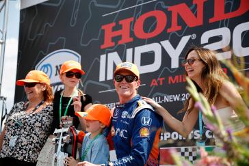 Honda driver and 6-time IndyCar series Driver’s Champion, Scott Dixon, is featured in a safety-focused educational series as part of the Honda Safety Driven initiative.